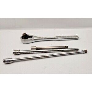 Vintage Craftsman 3/8 ratchet, VG 44809  , W/ Extensions